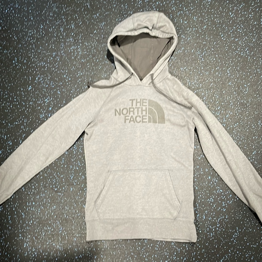 Women’s North Face hoodie size small